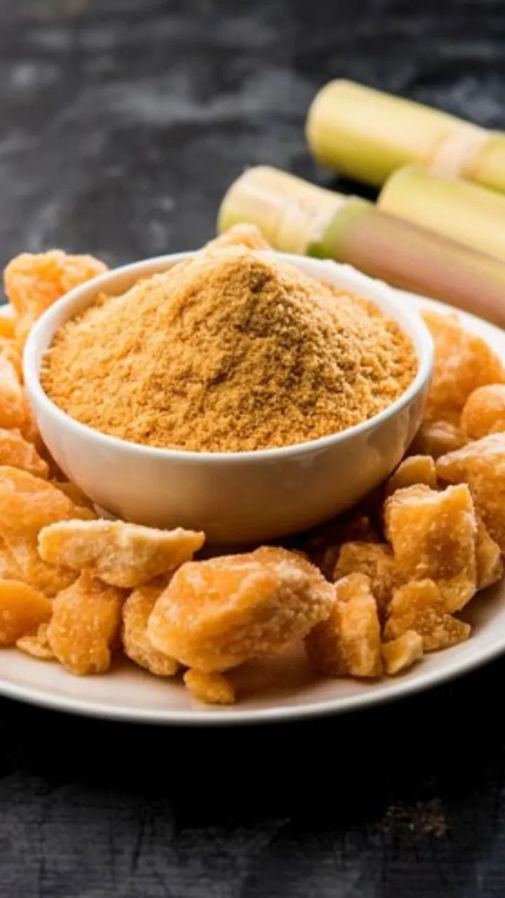 benefits-of-eating-jaggery-before-sleep-2024-08-6ad44fc61dd185bbf2a306836fda8579